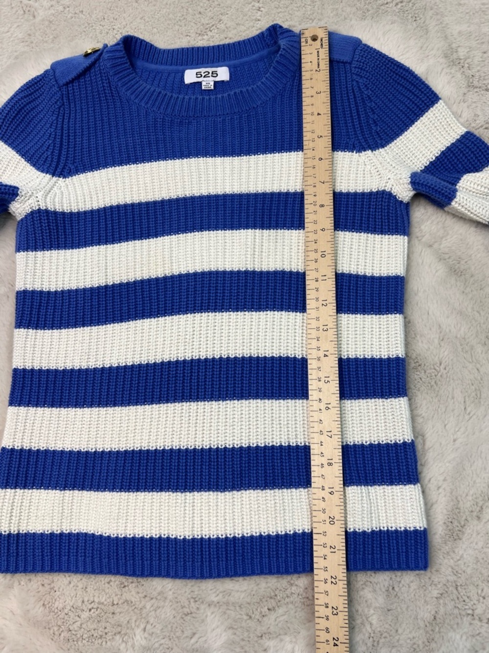 525 Anthropologie Knit Sweater Size XS Blue White Striped Gold Button Nautical - Picture 6 of 9
